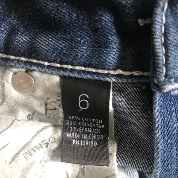 INC - Picture 4 of 4